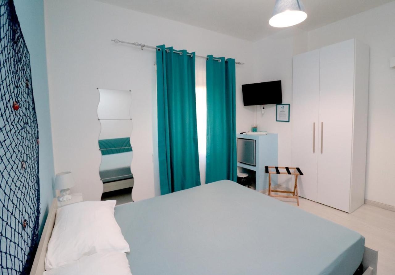 B&B I 100 Passi Gaeta Bagian luar foto